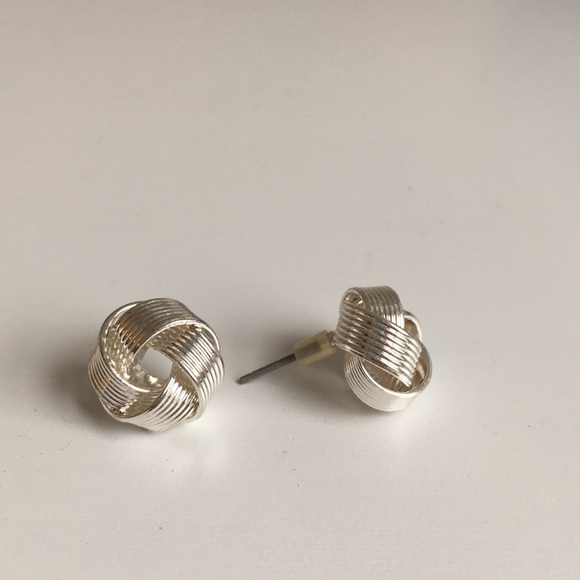 Silver knot earrings - Picture 2 of 3
